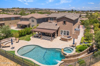 /international/us/13112-canyon-wren-court-moorpark-ca-110108467660/