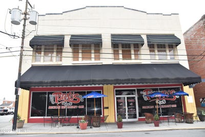/international/us/112-n-john-street-goldsboro-nc-110106342247/