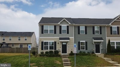/international/us/21835-primrose-willow-lane-lexington-park-md-110105069517/