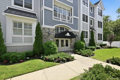 /international/us/15103-aspenwood-drive-plainview-ny-110108551473/