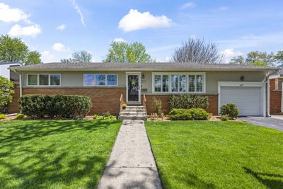 /international/us/827-n-gibbons-avenue-arlington-heights-il-110107698845/