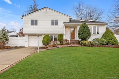 /international/us/5-glenbrook-road-hicksville-ny-110107439755/