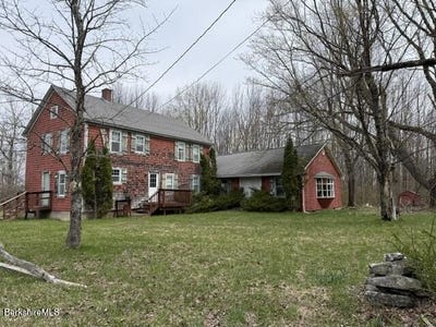 /international/us/750-stebbins-rd-otis-ma-110108802582/