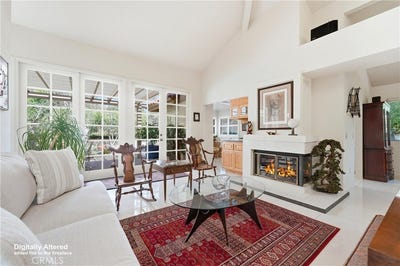 /international/us/1715-calle-de-oro-pomona-ca-110109810165/