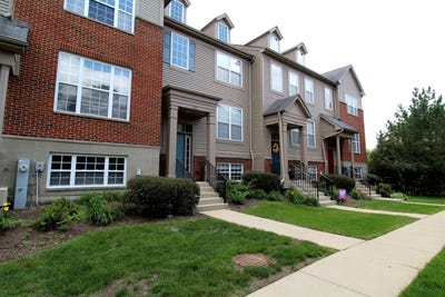 /international/us/125-station-park-circle-grayslake-il-110107927078/