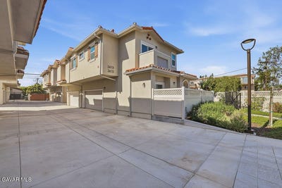 /international/us/2413-arlington-avenue-torrance-ca-110106729444/