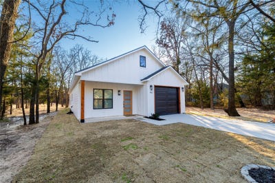 /international/us/921-hillburn-drive-west-tawakoni-tx-110106297999/