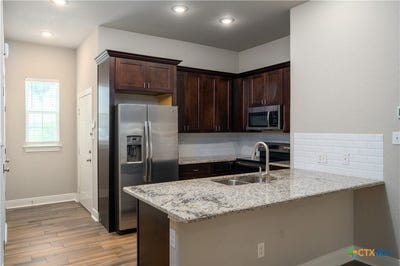 /international/us/3067-view-ridge-drive-spring-branch-tx-110108298233/
