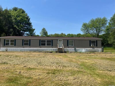 /international/us/85-britman-road-out-of-area-town-ny-110096101664/