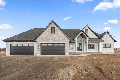 /international/us/4373-158th-lane-ne-ham-lake-mn-110104330774/