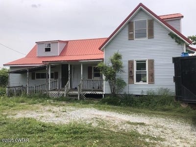 /international/us/230-sidney-baird-road-bradford-tn-110100323771/