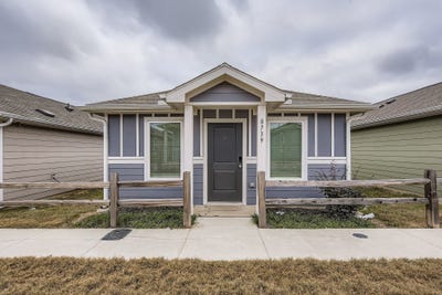 /international/us/8739-cottage-creek-drive-fort-worth-tx-110104271043/