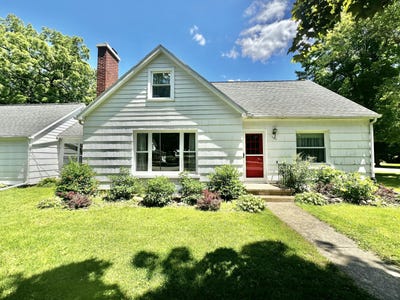 /international/us/101-n-jackson-street-hanover-mi-110108572703/