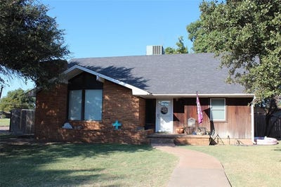 /international/us/681-s-11th-avenue-munday-tx-110095019039/