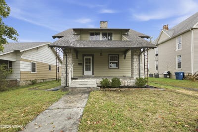 /international/us/1066-s-garrison-avenue-carthage-mo-110120613004/