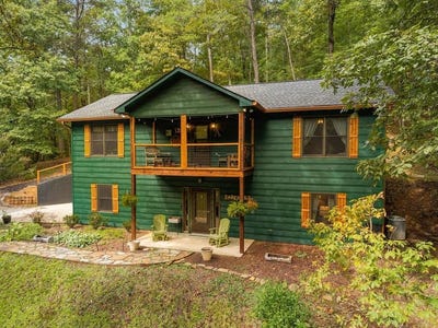 /international/us/100-julep-circle-ellijay-ga-110120482978/