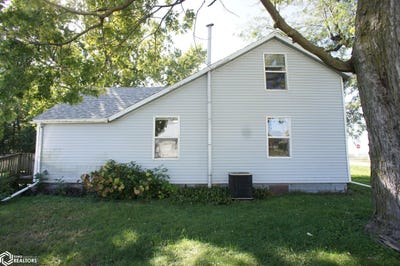 /international/us/348-oak-street-kamrar-ia-110120137109/