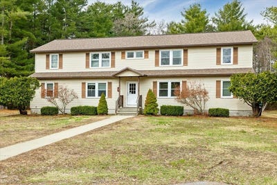/international/us/12-evergreen-drive-milton-vt-110108883219/