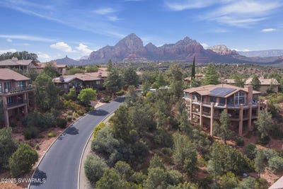 /international/us/69-les-springs-drive-sedona-az-110100673430/