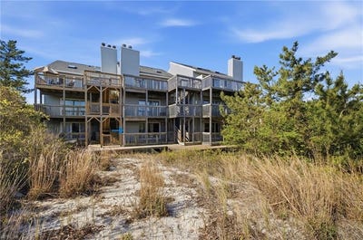 /international/us/9716-7th-bay-street-norfolk-va-110107398932/