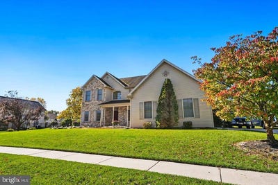 /international/us/710-yankee-lane-harrisburg-pa-110120662685/