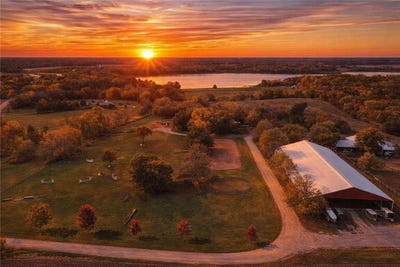 /international/us/3035-lake-sarah-road-independence-mn-110102853522/