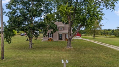 /international/us/2121-county-road-362-new-bloomfield-mo-110110372208/