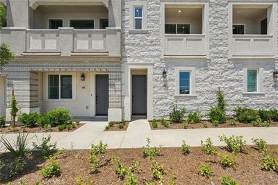 /international/us/145-n-first-avenue-upland-ca-110105220347/
