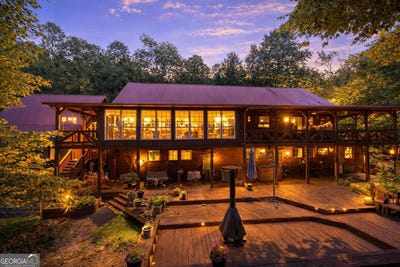 /international/us/885-tomahawk-trail-blairsville-ga-110108379356/