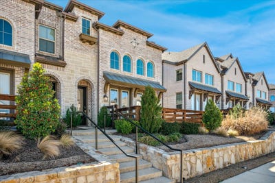 /international/us/400-blue-creek-cove-mckinney-tx-110105365625/