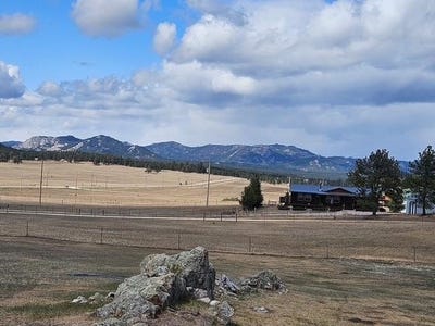 /international/us/tbd-sidney-park-road-custer-sd-110107420127/