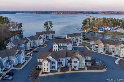 /international/us/103-transom-court-littleton-nc-110106818348/