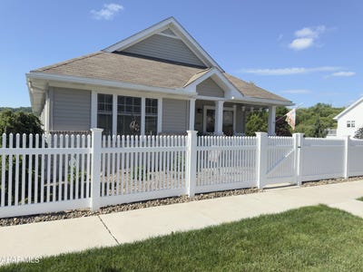/international/us/604-holliday-hills-drive-hollidaysburg-pa-110108502044/