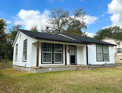 /international/us/128-south-harris-street-bellville-tx-110103651606/