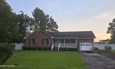 /international/us/138-sunny-acres-drive-elizabeth-city-nc-110101255503/