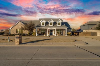 /international/us/949-w-sunset-boulevard-celina-tx-110105926192/