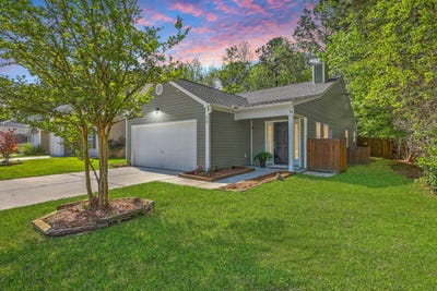 /international/us/427-savannah-river-drive-summerville-sc-110106985477/