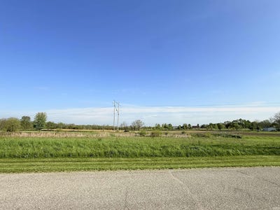 /international/us/lot-14-w-barberry-lane-peru-in-110099304106/