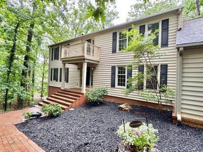 /international/us/4867-hunting-hills-dr-roanoke-va-110100727395/