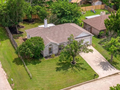 /international/us/211-arthur-drive-kennedale-tx-110107884389/