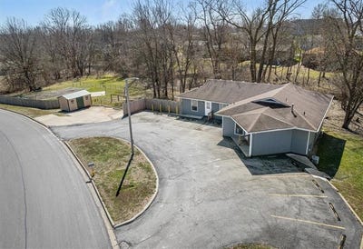 /international/us/205-southbrook-parkway-kearney-mo-110106613427/
