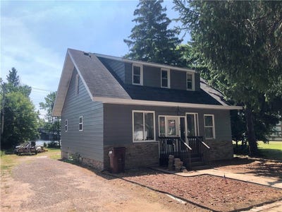 /international/us/304-river-avenue-e-ladysmith-wi-110100985893/