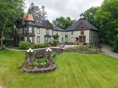 /international/us/32-main-street-bethel-me-110109050316/