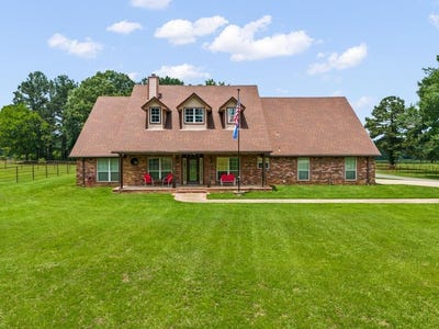 /international/us/2901-county-road-186-e-kilgore-tx-110108579680/