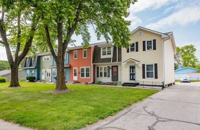 /international/us/4045-e-university-avenue-unit-13-des-moines-ia-110100207231/