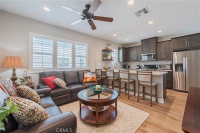 /international/us/102-lantana-drive-stanton-ca-110107316284/