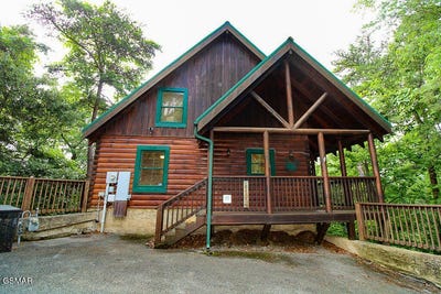/international/us/4620-nottingham-heights-way-pigeon-forge-tn-110108451020/