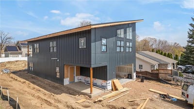 /international/us/7577-138th-street-w-apple-valley-mn-110100751821/