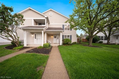 /international/us/23174-grist-mill-court-olmsted-falls-oh-110107728023/