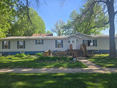 /international/us/218-e-3rd-street-odebolt-ia-110108123837/